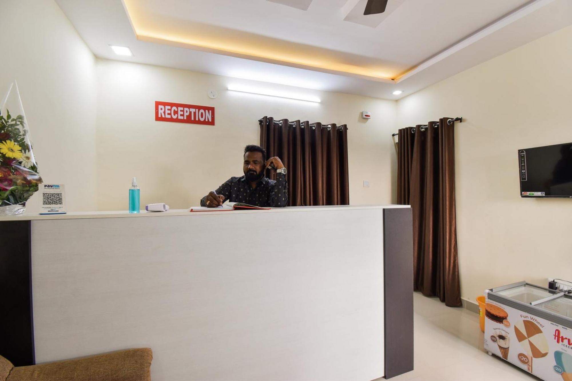 Spot On Carnival Resorts Rāipur Exterior foto