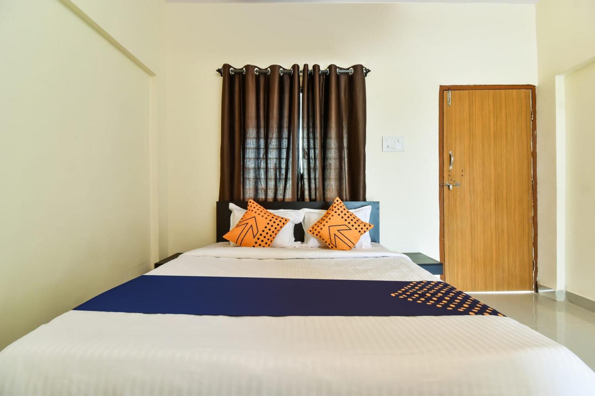 Spot On Carnival Resorts Rāipur Exterior foto