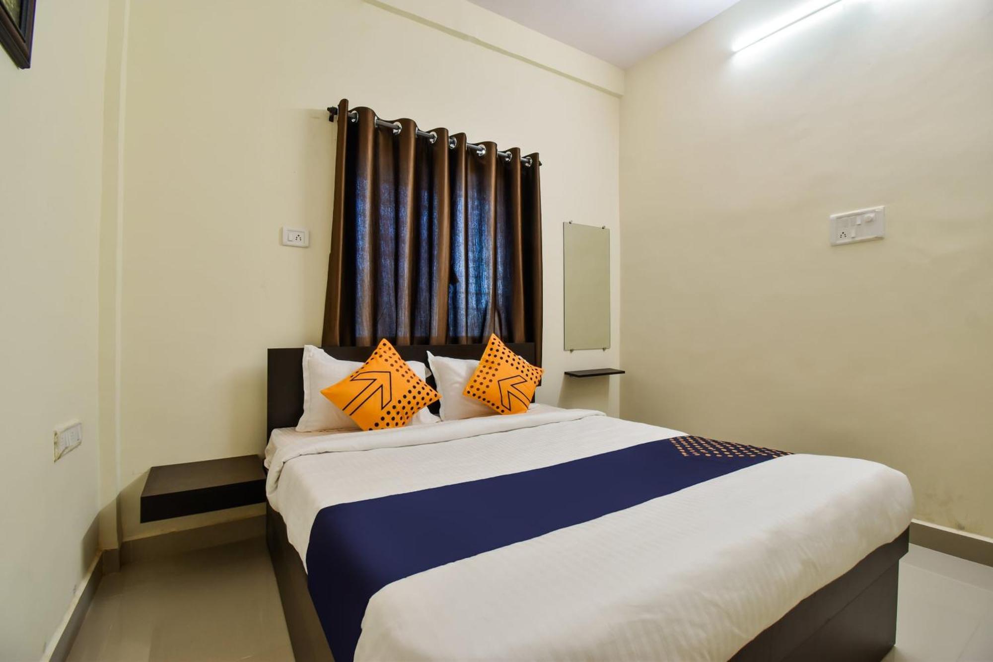 Spot On Carnival Resorts Rāipur Exterior foto