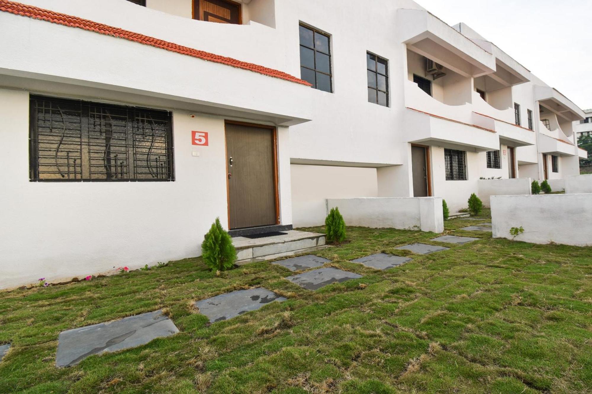 Spot On Carnival Resorts Rāipur Exterior foto