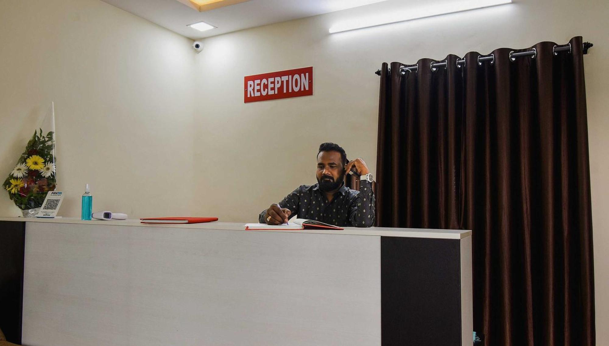 Spot On Carnival Resorts Rāipur Exterior foto