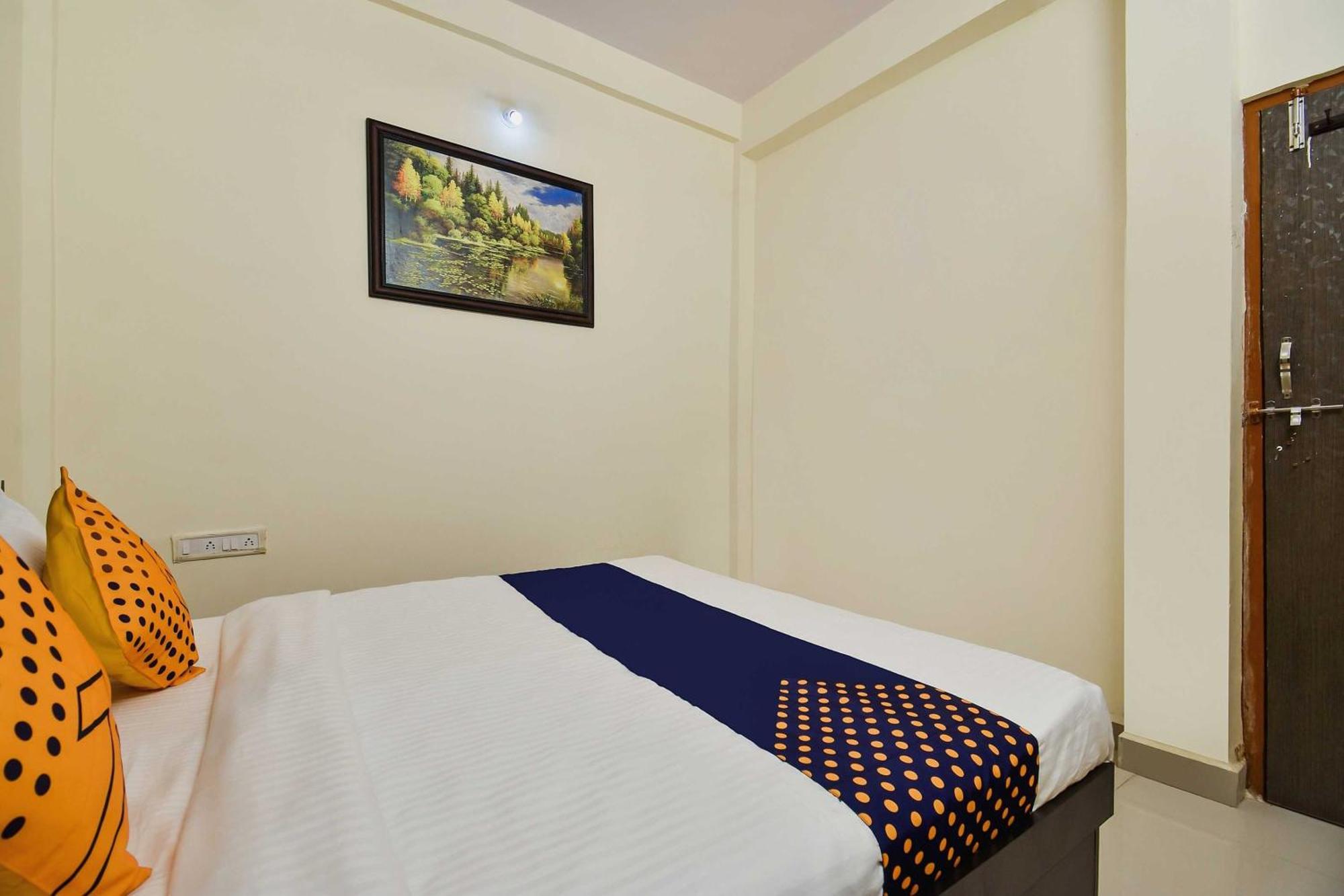 Spot On Carnival Resorts Rāipur Exterior foto