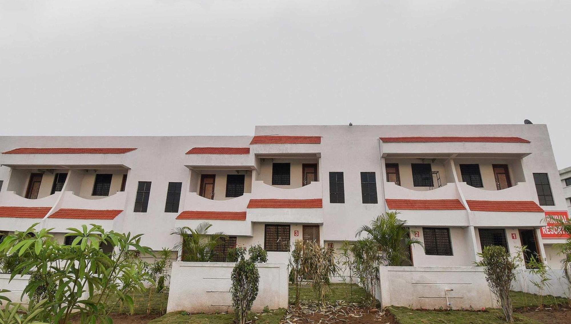 Spot On Carnival Resorts Rāipur Exterior foto